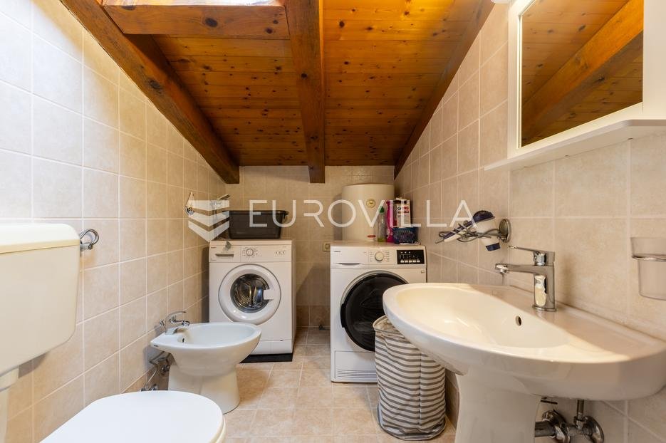 Apartment Zu verkaufen - Istarska Ližnjan