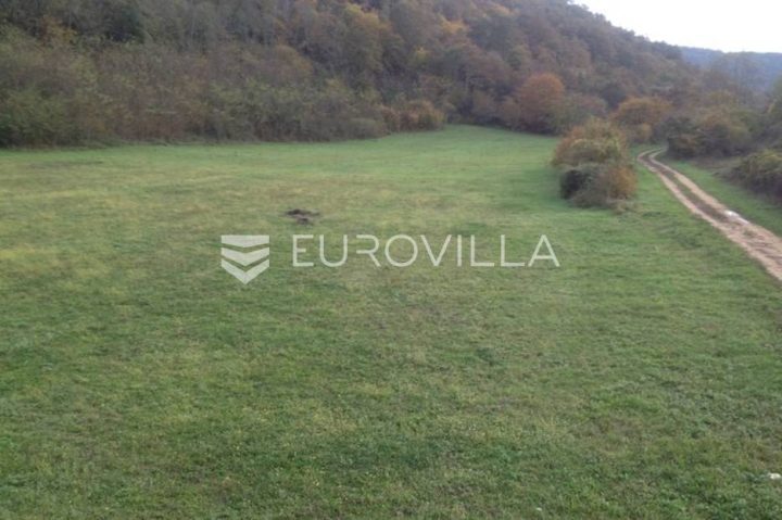 Terreno in vendita 13270 m² – Kanfanar