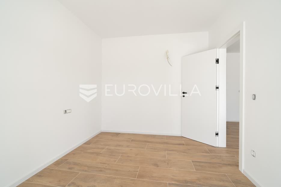Flat For sale - Zadarska Nin