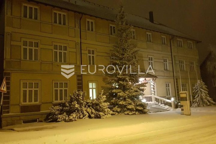 Casa in vendita 1500 m² – Ravna Gora