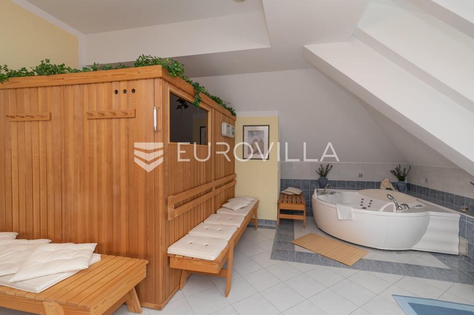Maison À vendre - Primorsko-goranska Ravna Gora