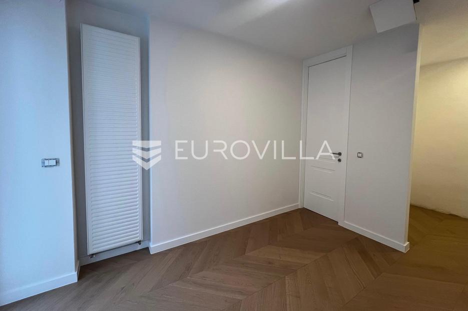 Flat For sale -  Donji Grad