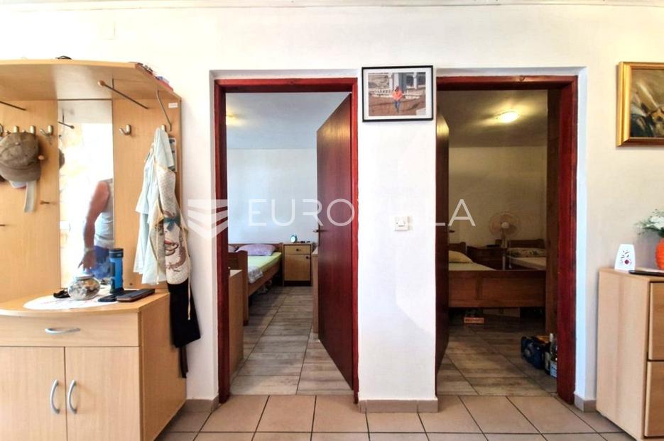 Haus Zu verkaufen -  Vir