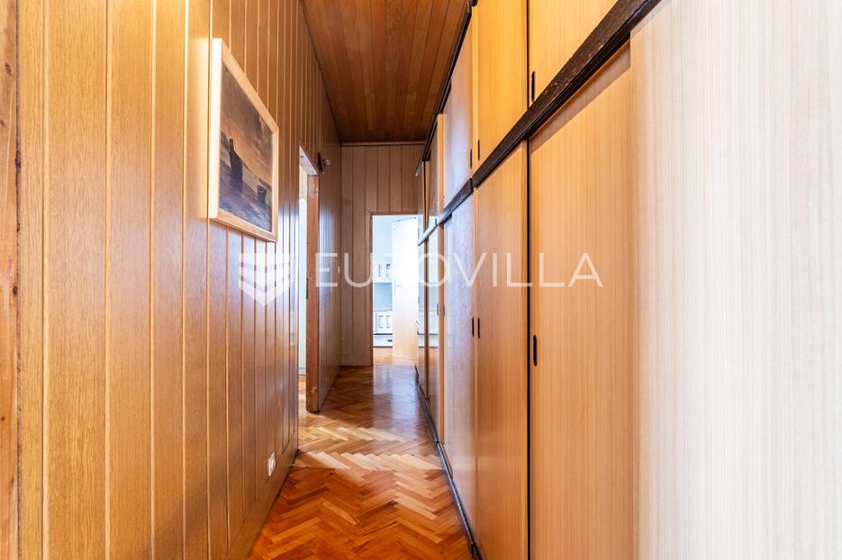 Apartment Zu verkaufen -  Split