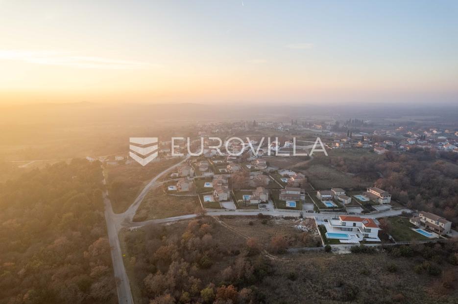 Zemljište Na prodaju -  Sveti Lovreč