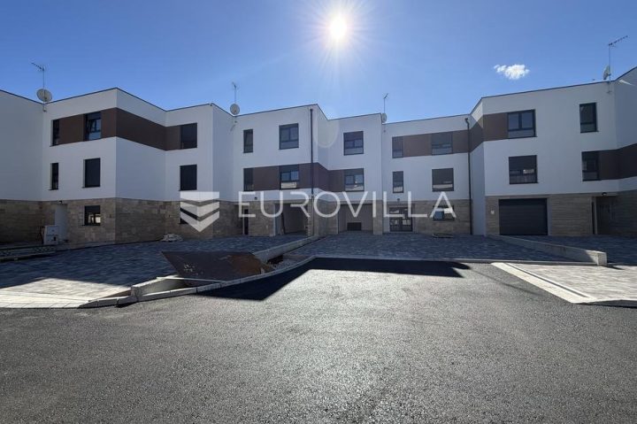 Stan na prodaju 154 m² – Valdebek