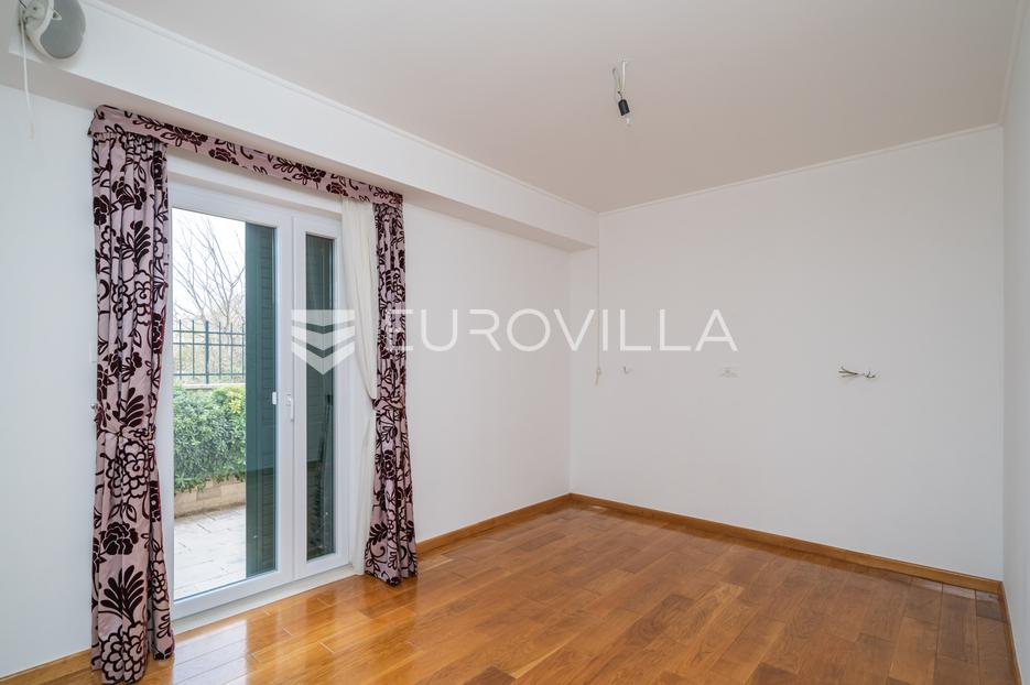 Hotel Na prodaju -  Župa Dubrovačka