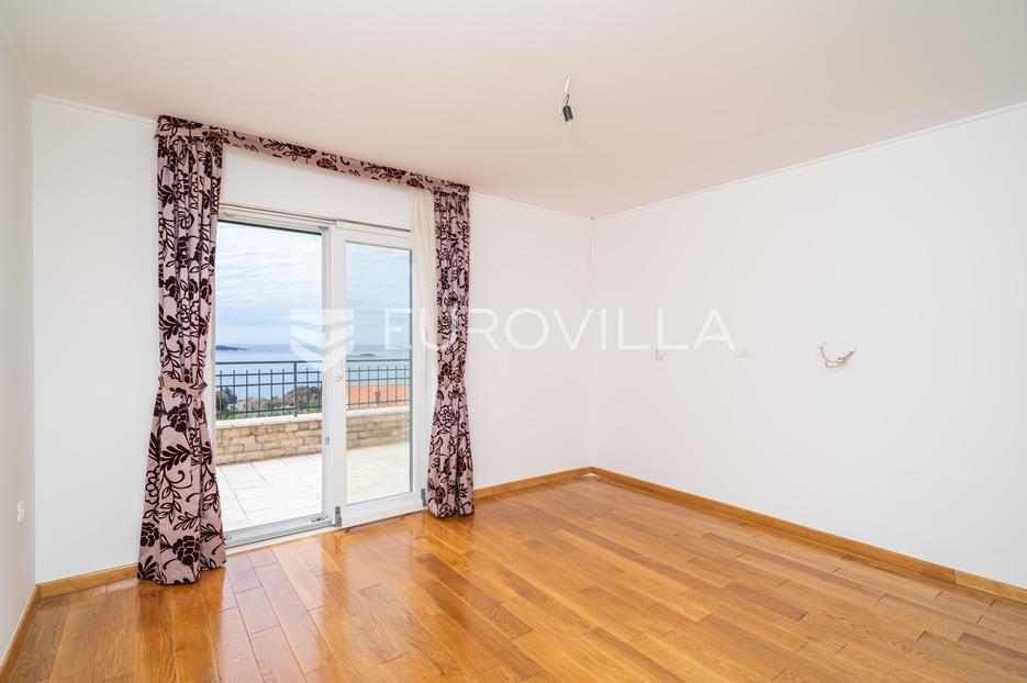Hotel Na prodaju -  Župa Dubrovačka