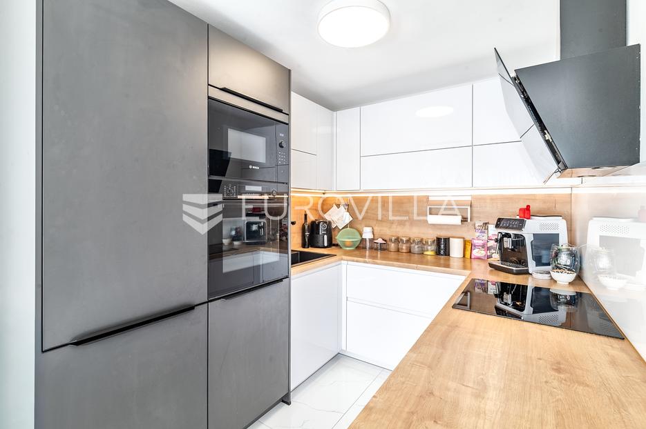 Apartmán Na prodej -  Gornja Dubrava