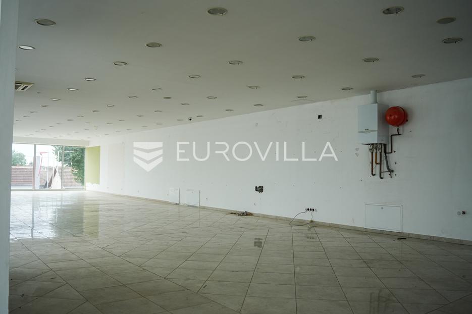 Commerciale In vendita - Vukovarsko-srijemska Vinkovci