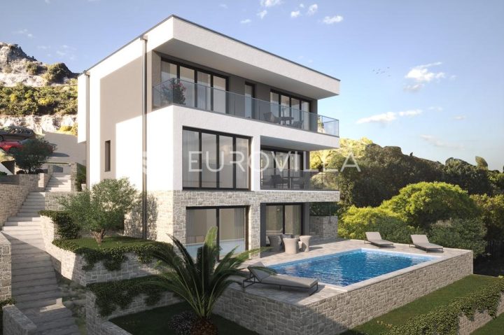 Kuća na prodaju 232 m² – Kučište