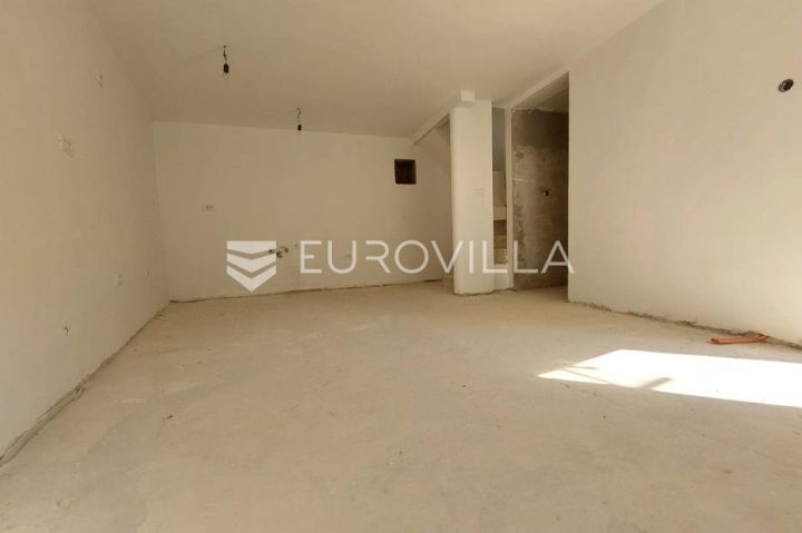 House For sale — Galižana