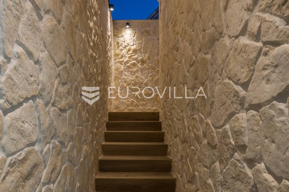 Casa In vendita -  Funtana