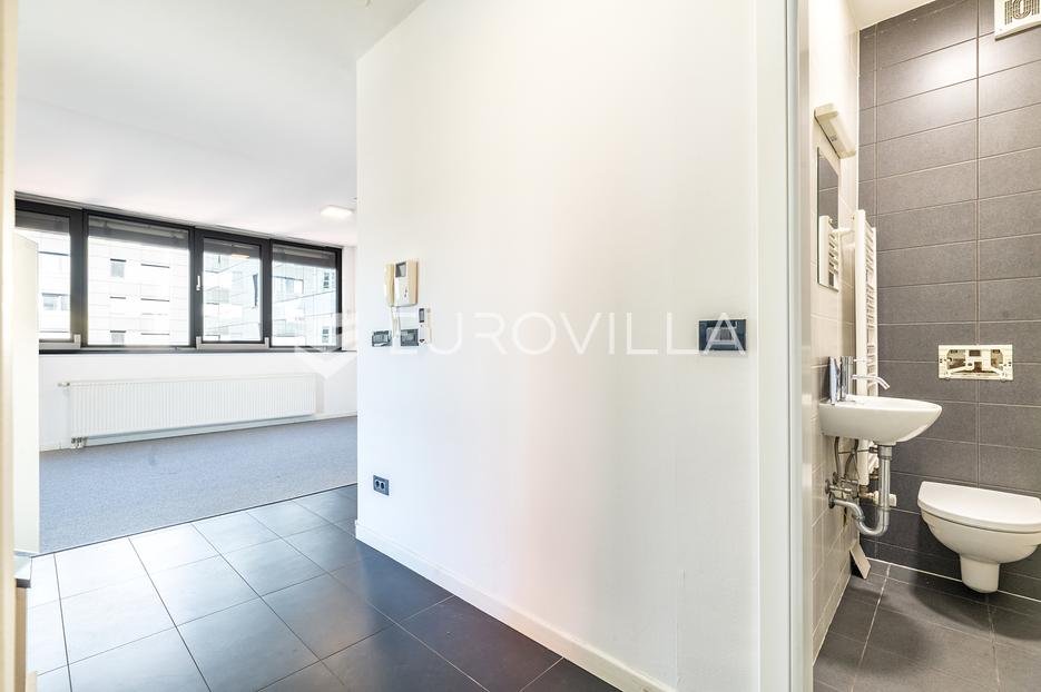 Apartma Naprodaj - Grad Zagreb Stenjevec