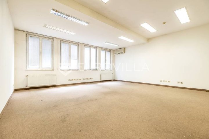 Stan na prodaju 206 m² – Donji Grad