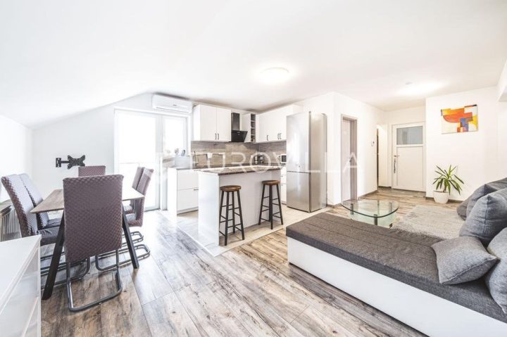 Flat for rent 100 m² – Sesvetska Selnica