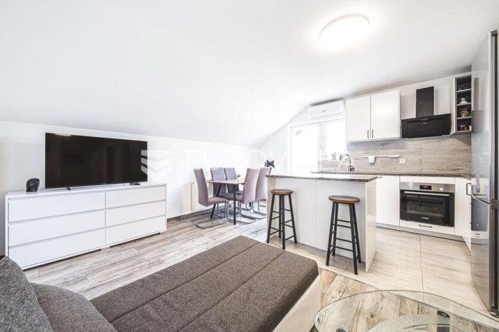 Flat For rent - Grad Zagreb Sesvete - foto 2/16