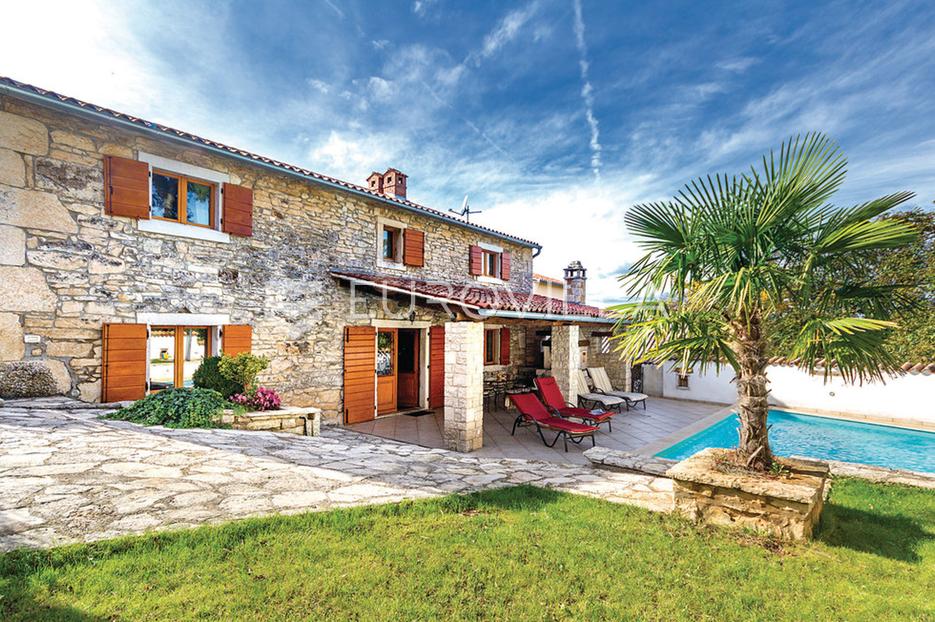 Maison À vendre -  Barban