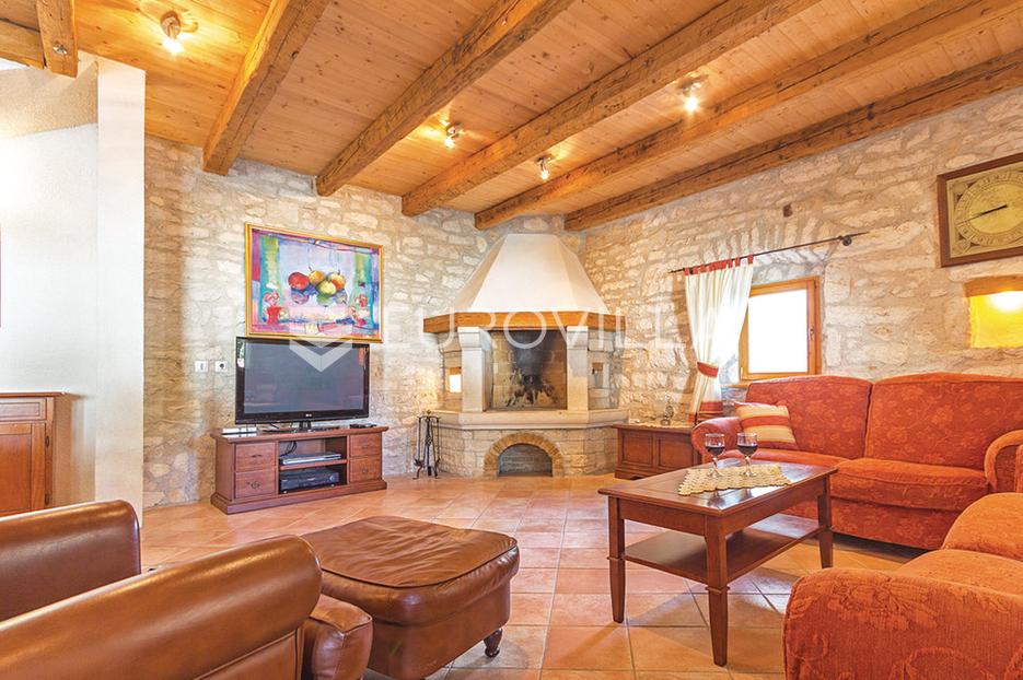 Maison À vendre -  Barban