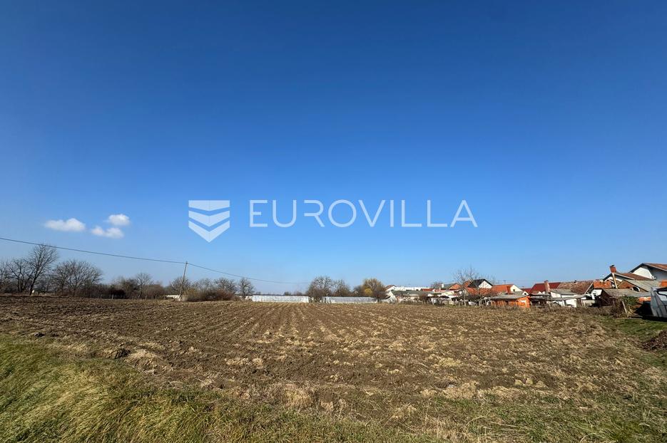 Zemljište Na prodaju -  Đakovo