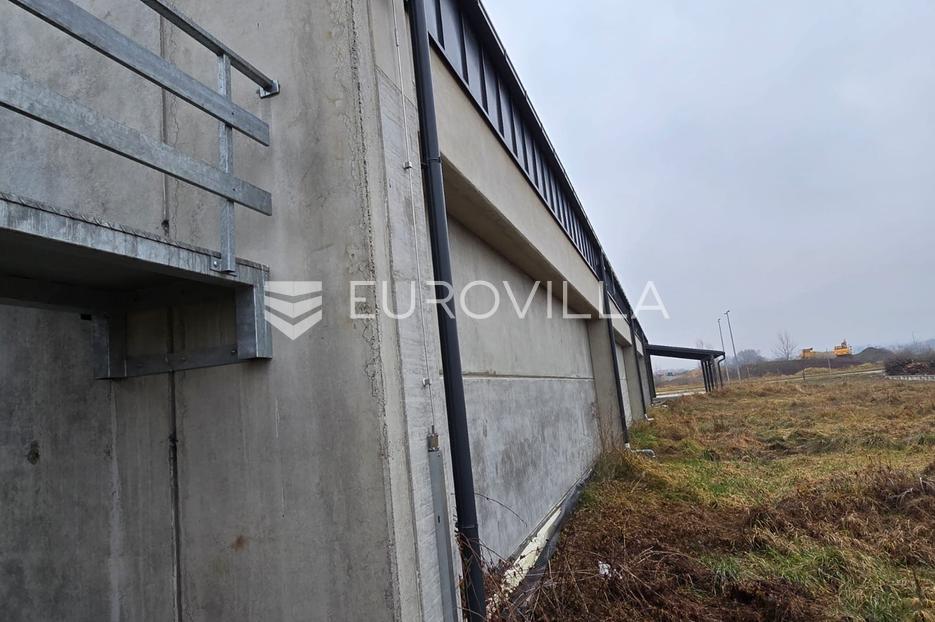 Locaux commerciaux À vendre - Zagrebačka Ivanić-Grad