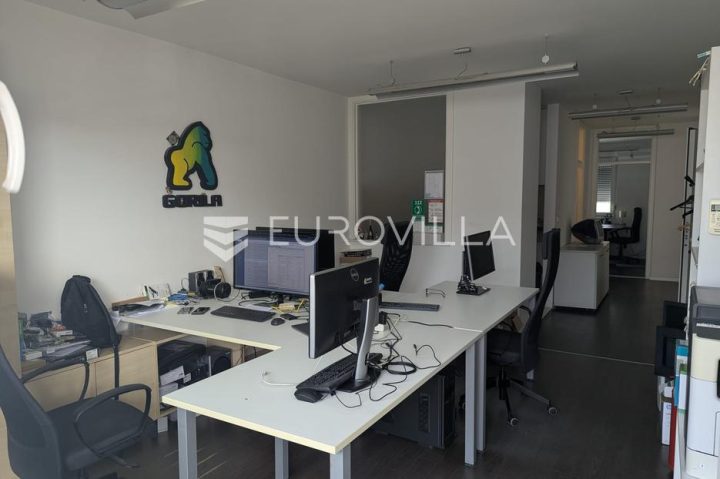 Komerční na prodej 68 m² – Odra