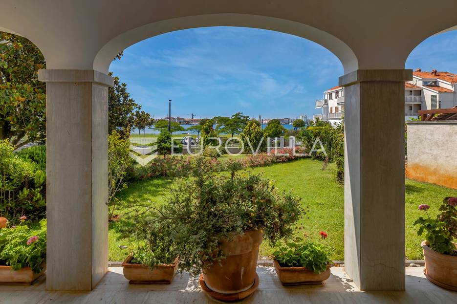 Kuća Na prodaju -  Umag
