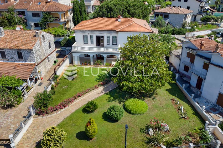 Kuća Na prodaju -  Umag