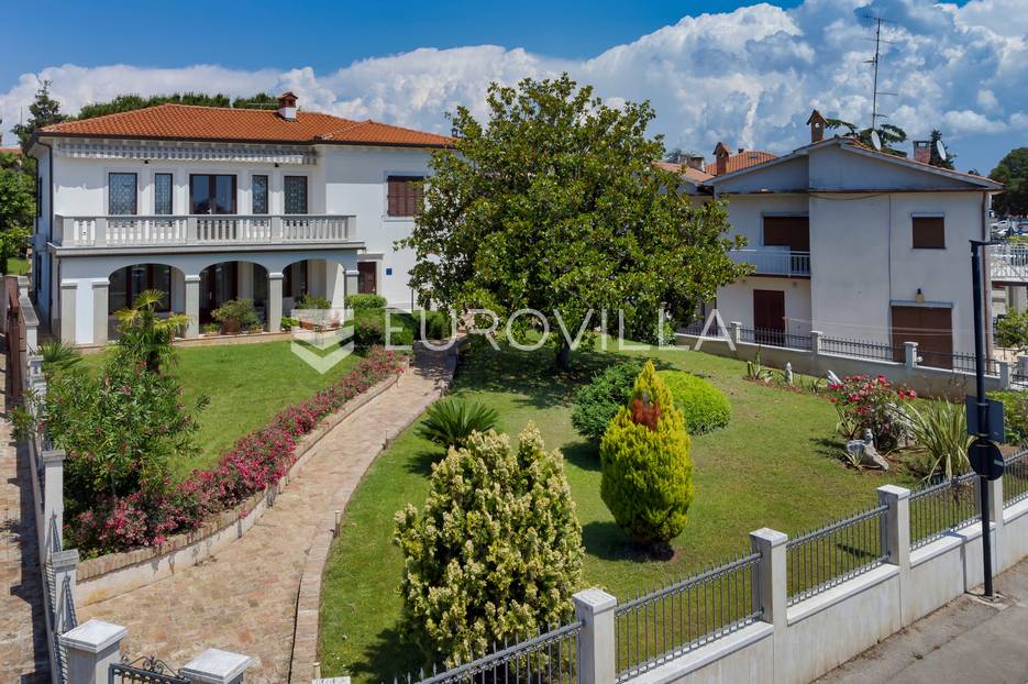 Kuća Na prodaju -  Umag