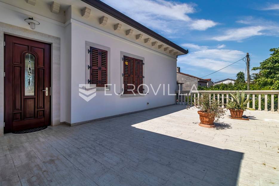 Kuća Na prodaju -  Umag