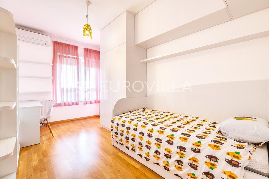 Flat For rent - Grad Zagreb Peščenica - Žitnjak