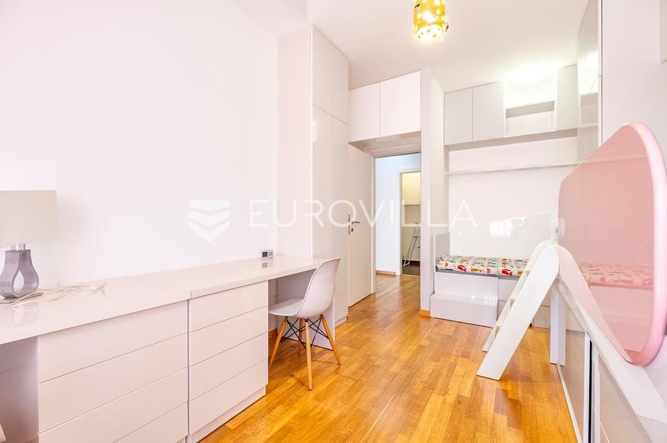 Flat For rent - Grad Zagreb Peščenica - Žitnjak