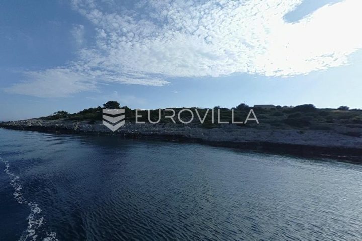 Land for sale 1240 m² – Drvenik Mali