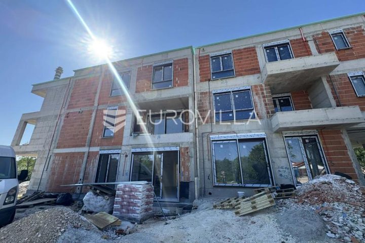 Stan na prodaju 55 m² – Veli Vrh