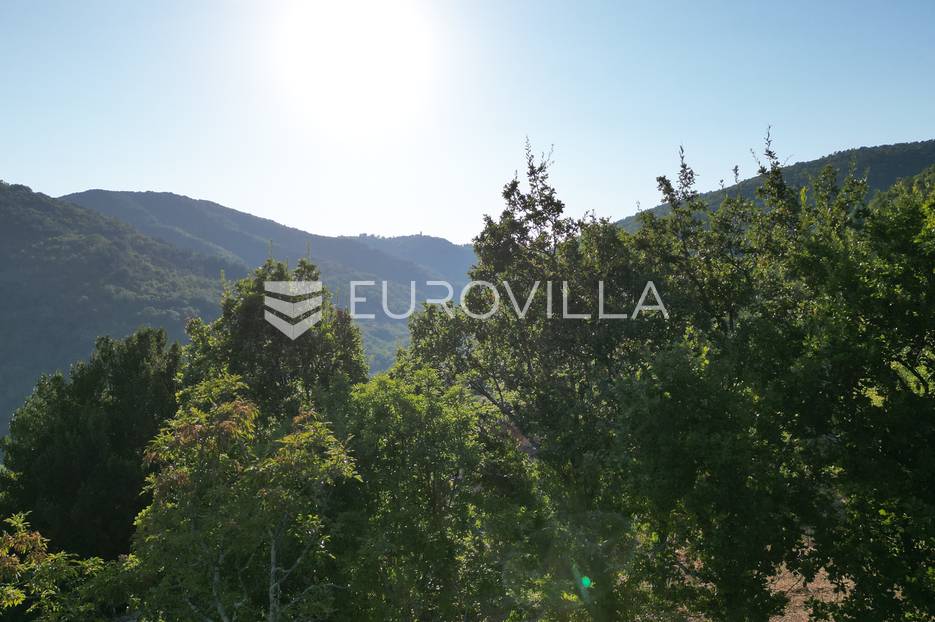 Terreno In vendita -  Oprtalj