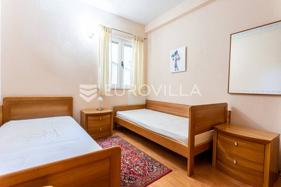 Kuća Na prodaju -  Omiš