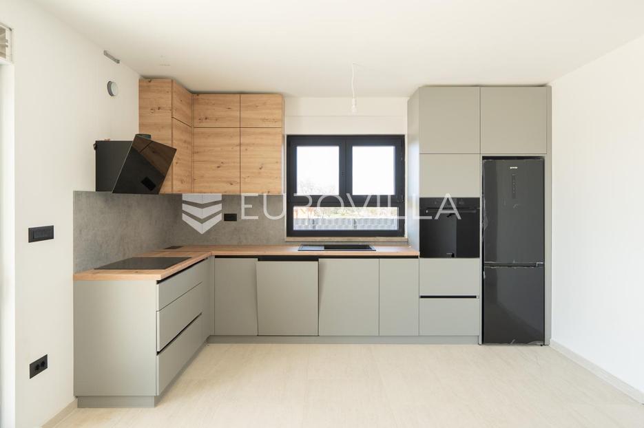 Apartmán Na prodej -  Vrsi