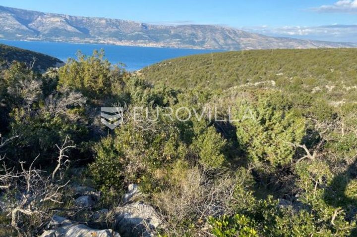 Land for sale 70339 m² – Stari Grad