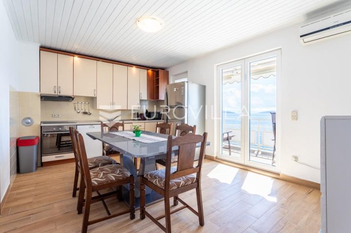 Flat For rent - Splitsko-dalmatinska Kaštela - foto 2/15