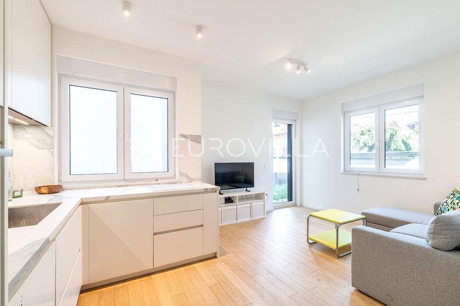 Appartement À vendre -  Trnje