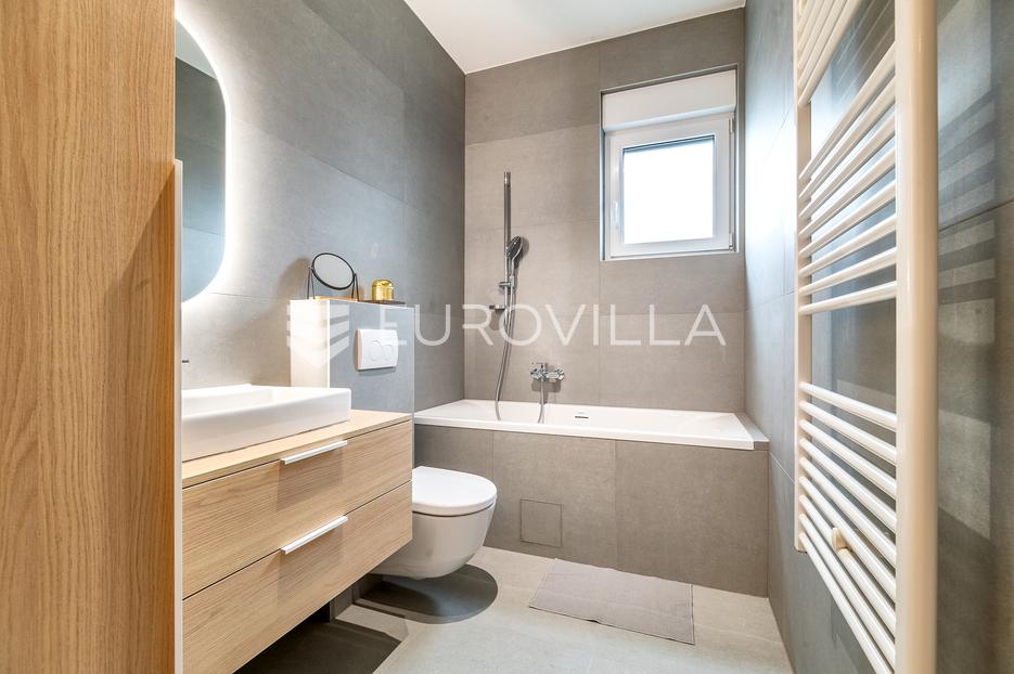 Appartement À vendre -  Trnje