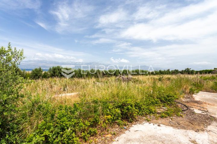 Grundstück zu verkaufen 7904 m² – Supetar