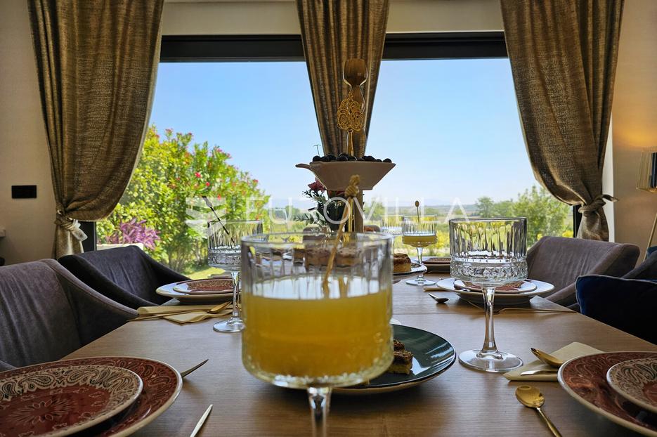 Dom Na predaj -  Zemunik Donji