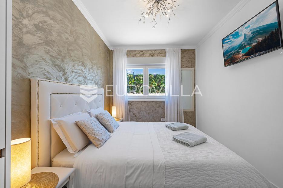 Casa In vendita -  Šibenik - Okolica