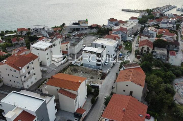 Casa in vendita 330 m² – Strožanac