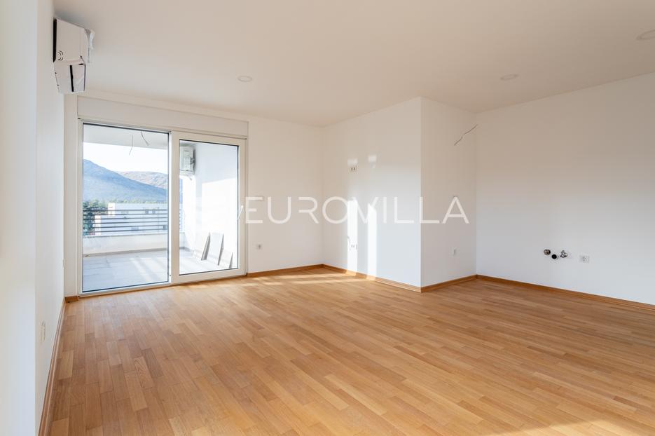 Apartmán Na predaj -  Šibenik - Okolica