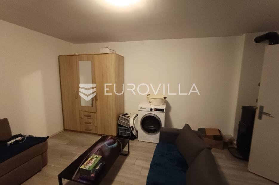 Apartmán Na predaj -  Karlovac