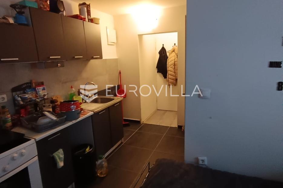 Apartmán Na predaj -  Karlovac