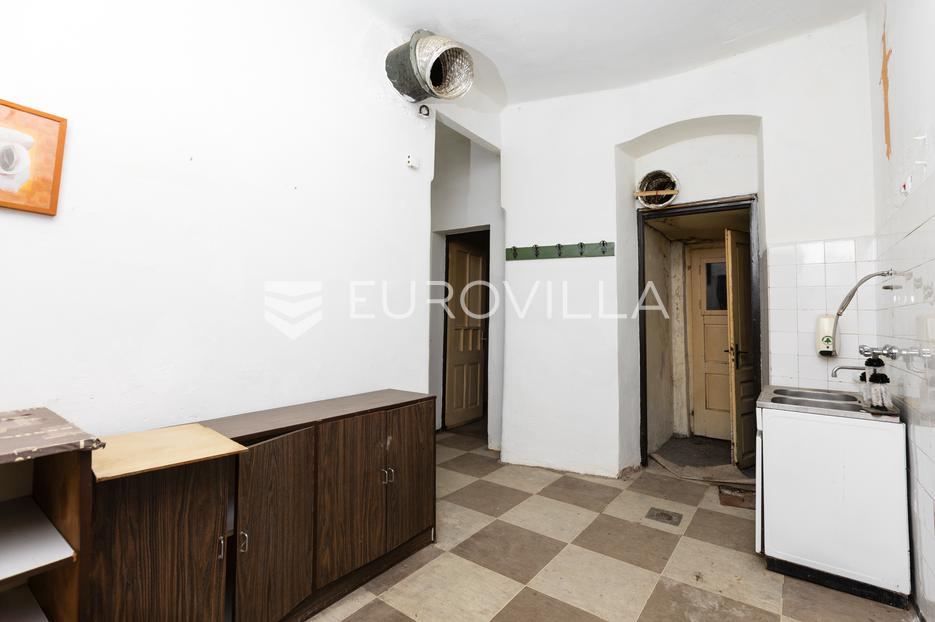 Commerciale In vendita -  Rijeka