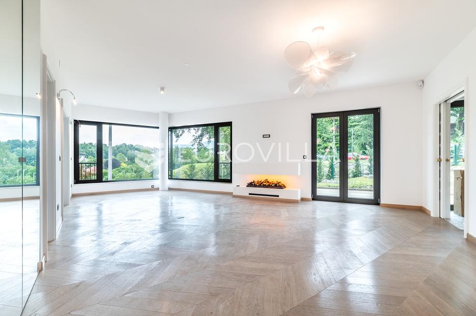 Maison À vendre - Grad Zagreb Gornji Grad - Medveščak - foto 1/17